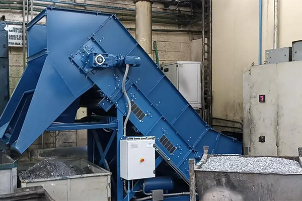Modular Conveyor System for CNC Machines Scrap